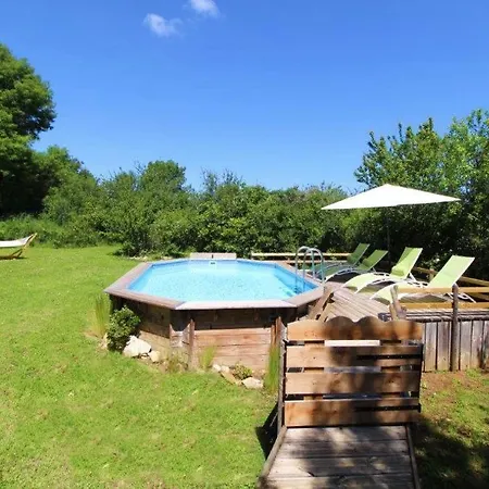 Pigeonnier Secret Piscine, Et Hammam Proche Des Gorges De L'aveyron *