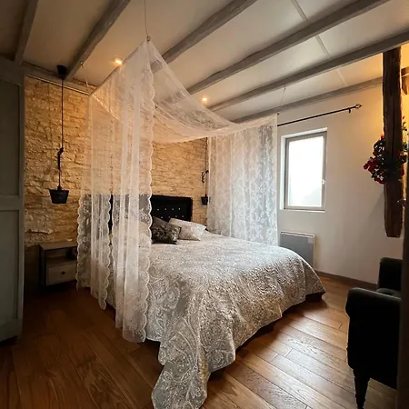 Pigeonnier Secret Piscine, Et Hammam Proche Des Gorges De L'aveyron